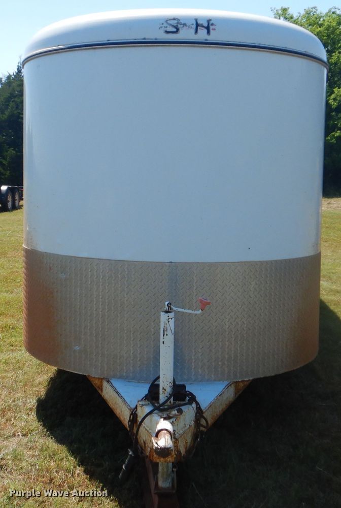 image for item GY9911 Shop built livestock trailer