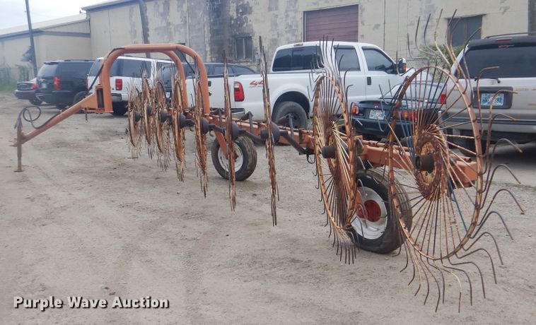 image for item GY9926 Vicon H1050 hay rake