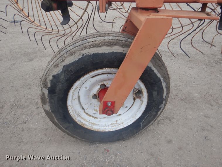 image for item GY9926 Vicon H1050 hay rake