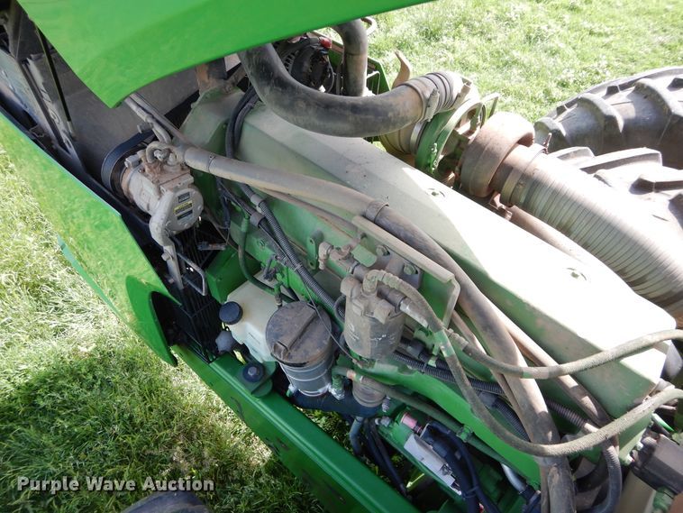 image for item HS9581 2004 John Deere 9220  4WD tractor