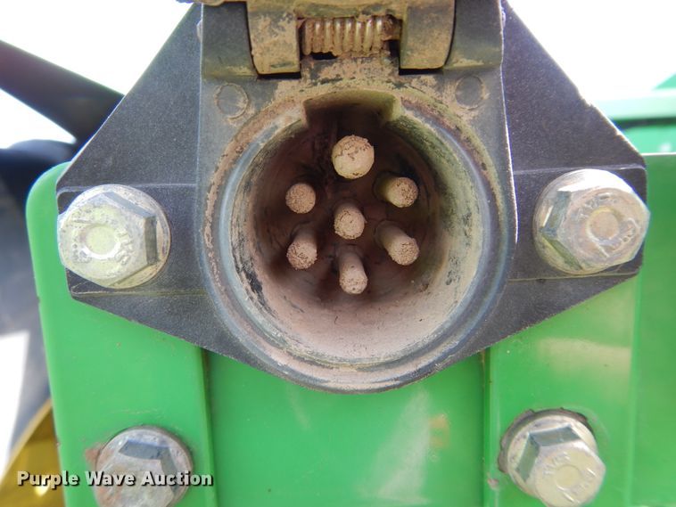 image for item HS9581 2004 John Deere 9220  4WD tractor