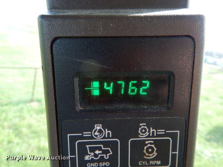 image for item HS9582 1990 John Deere 9600 combine