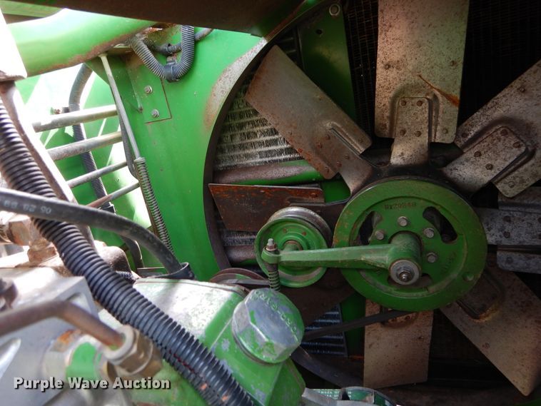 image for item HS9582 1990 John Deere 9600 combine