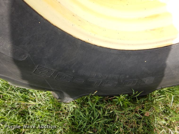 image for item HS9582 1990 John Deere 9600 combine