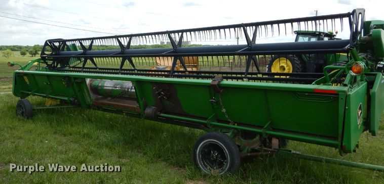 image for item HS9585 1998 John Deere 930  flex head