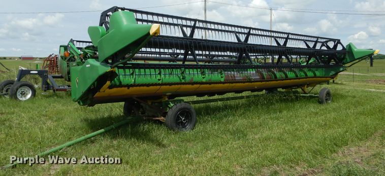 image for item HS9585 1998 John Deere 930  flex head