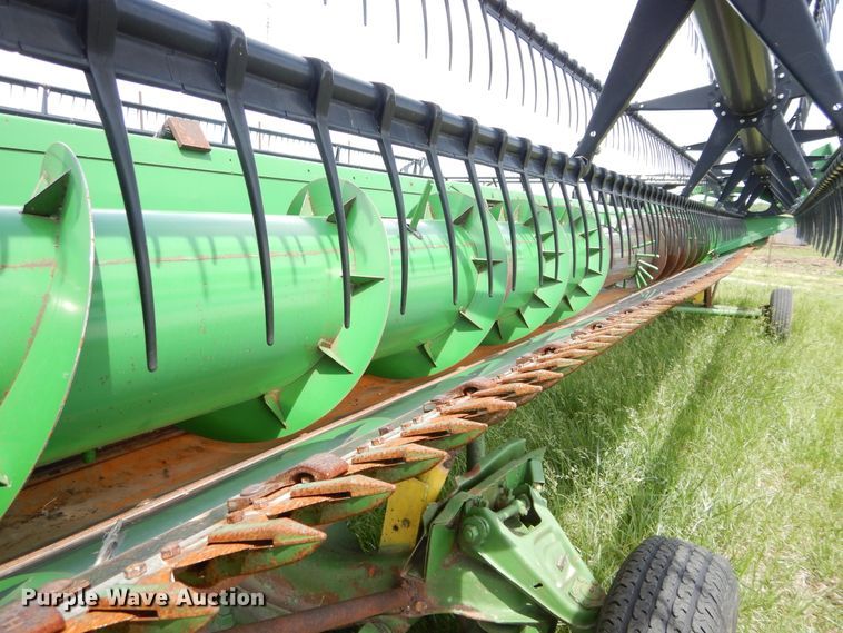 image for item HS9585 1998 John Deere 930  flex head