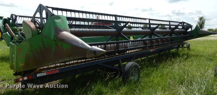 image for item HS9586 1994 John Deere 930 flex head