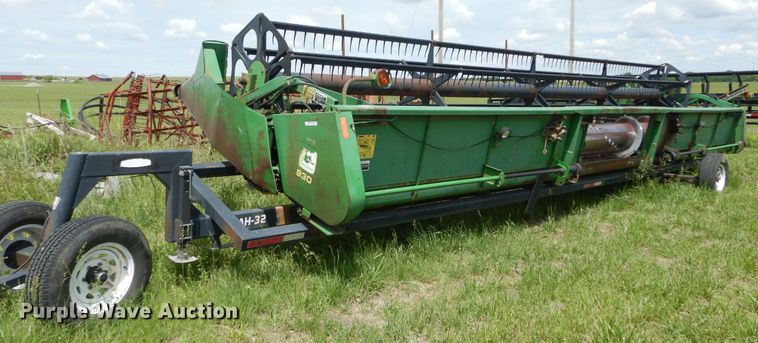 image for item HS9586 1994 John Deere 930 flex head