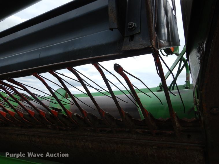 image for item HS9587 1992 John Deere 930 rigid head