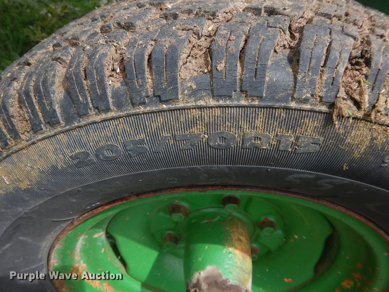 image for item HS9587 1992 John Deere 930 rigid head