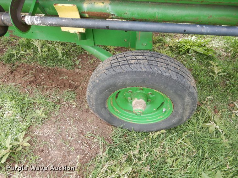 image for item HS9587 1992 John Deere 930 rigid head