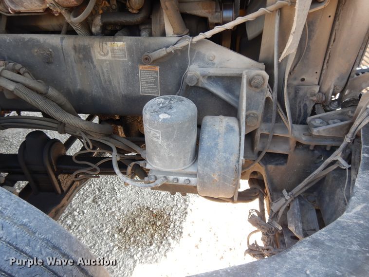 image for item DE5799 2005 Kenworth T600  semi truck