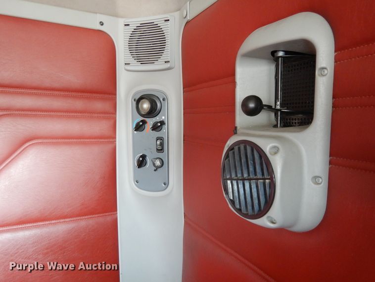 image for item DE5800 2003 Freightliner Century Classic  semi truck