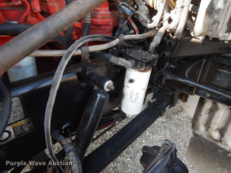 image for item DE5801 2009 Peterbilt 386  semi truck