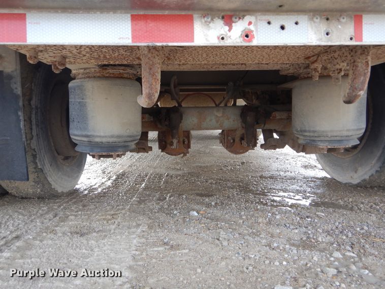 image for item DF3013 2008 Eby livestock trailer