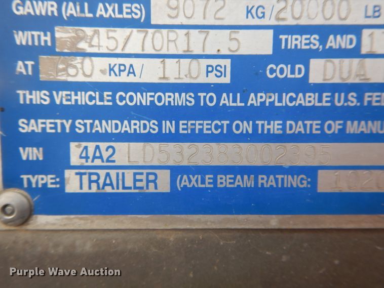 image for item DF3013 2008 Eby livestock trailer