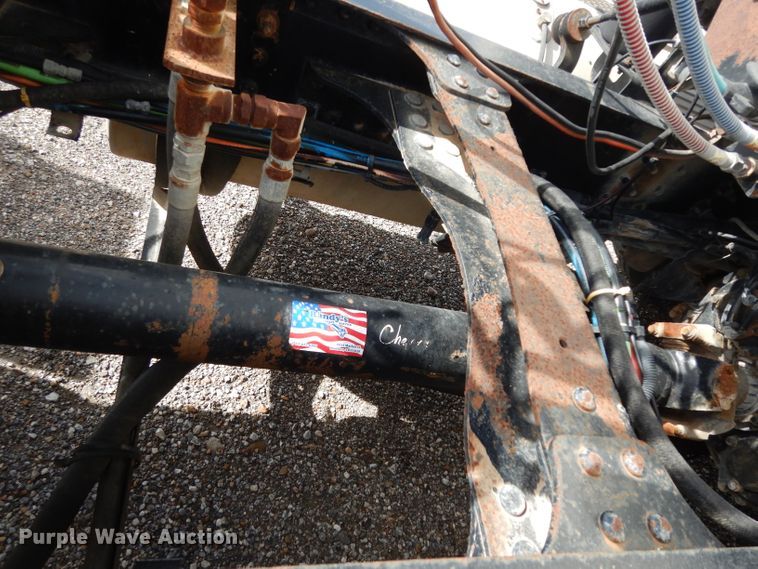 image for item DH2411 2007 Mack CXN semi truck