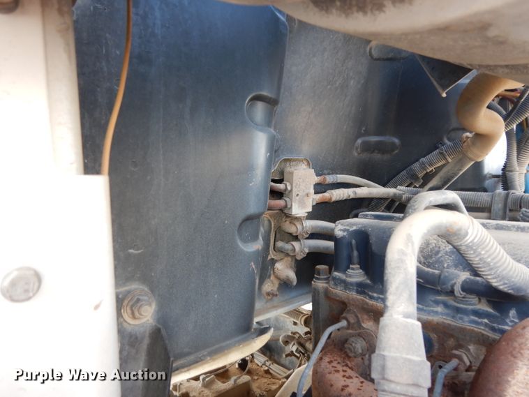 image for item DH2411 2007 Mack CXN semi truck