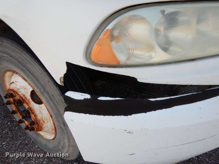 image for item DH2411 2007 Mack CXN semi truck