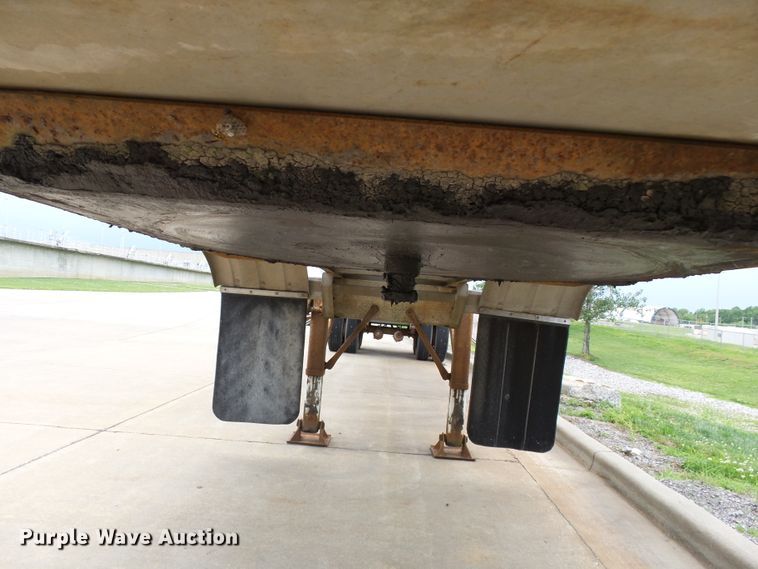 image for item DH3775 1997 Walker tank trailer