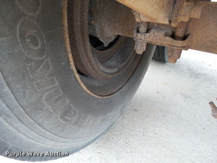 image for item DH3775 1997 Walker tank trailer