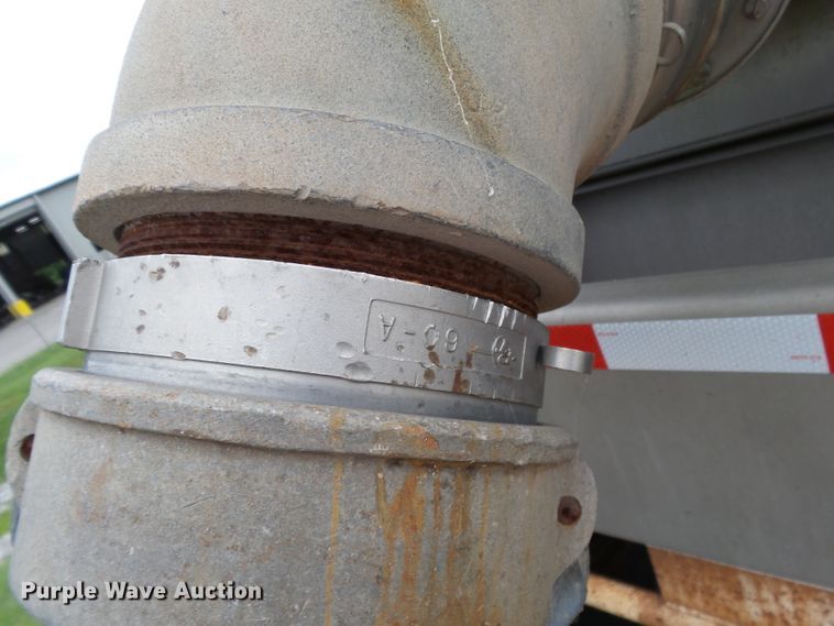 image for item DH3775 1997 Walker tank trailer