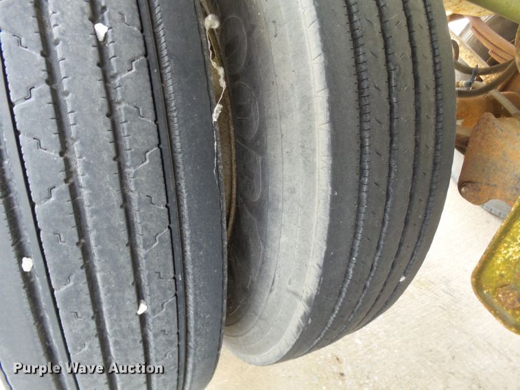 image for item DH3775 1997 Walker tank trailer