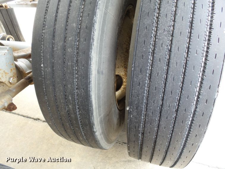 image for item DH3776 2007 Walker tank trailer