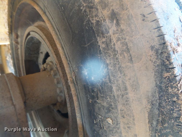 image for item DH4941 1970 Timpte LOF3T50 drop deck equipment trailer