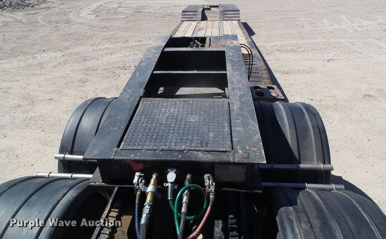 image for item DH4946 1990 Trail King TK100-DGP488 lowboy equipment trailer