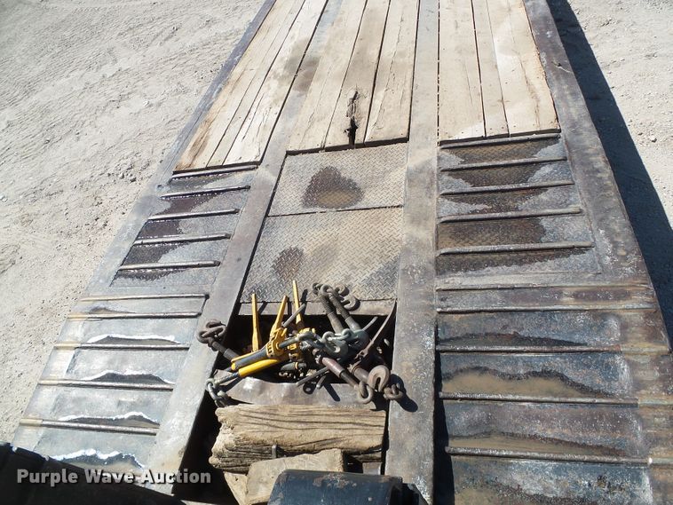 image for item DH4946 1990 Trail King TK100-DGP488 lowboy equipment trailer