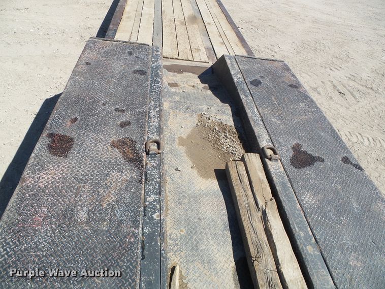 image for item DH4946 1990 Trail King TK100-DGP488 lowboy equipment trailer