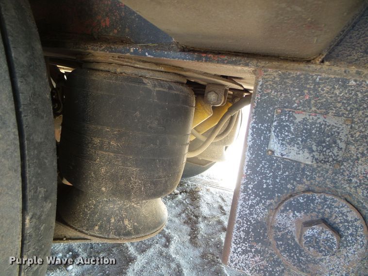 image for item DH4946 1990 Trail King TK100-DGP488 lowboy equipment trailer