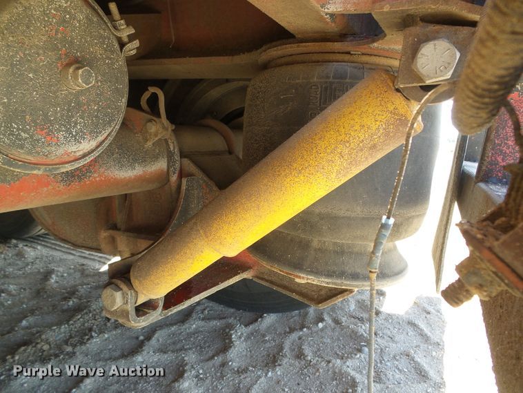 image for item DH4946 1990 Trail King TK100-DGP488 lowboy equipment trailer