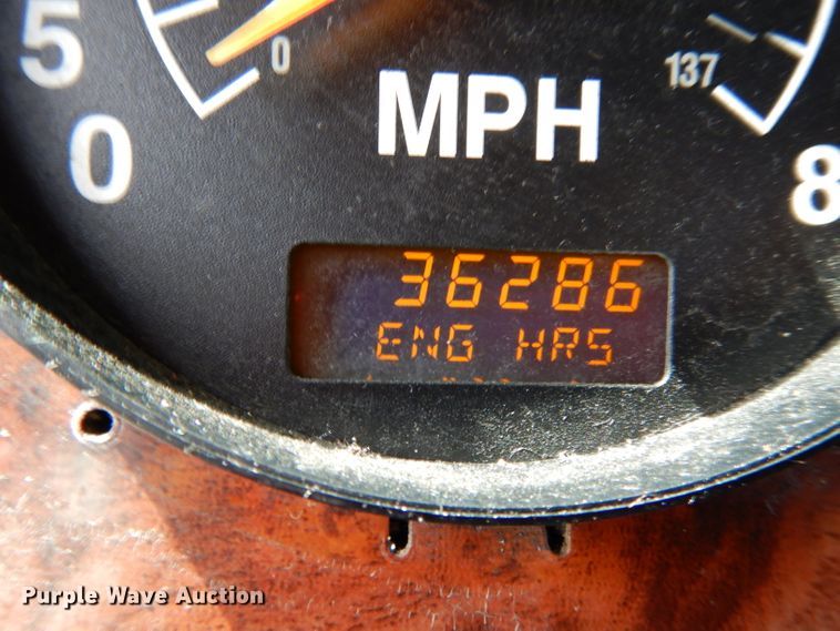 image for item DH5349 2007 International 9400i semi truck