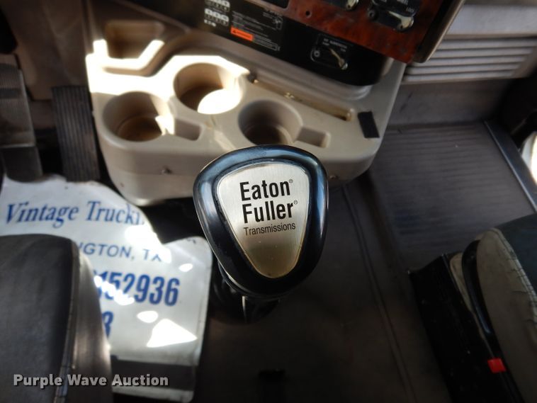 image for item DH5349 2007 International 9400i semi truck