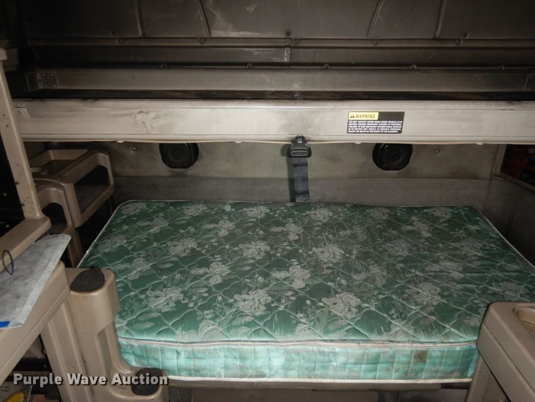 image for item DH5349 2007 International 9400i semi truck