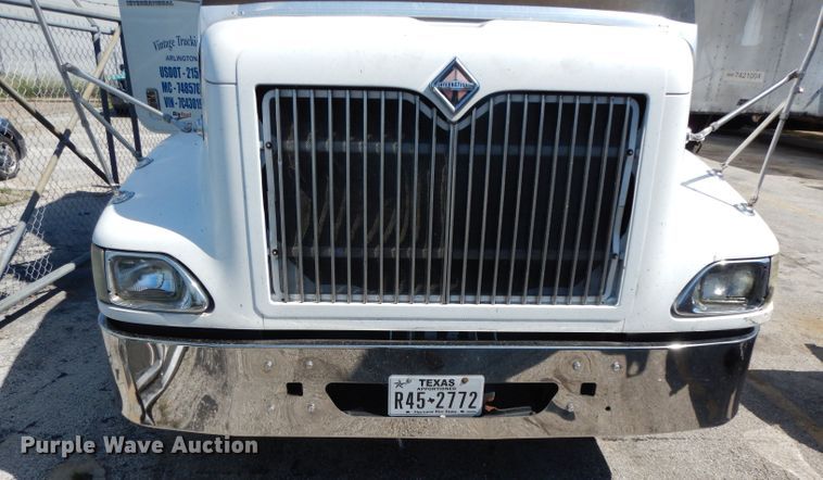 image for item DH5349 2007 International 9400i semi truck