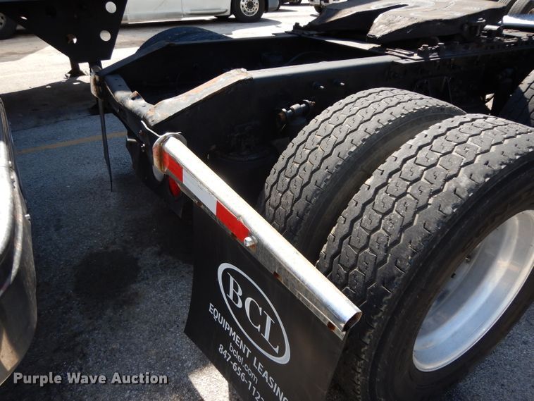 image for item DH5349 2007 International 9400i semi truck