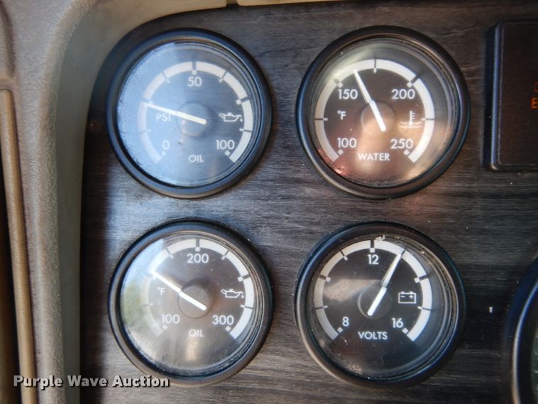 image for item DH5350 2007 Freightliner Columbia  semi truck