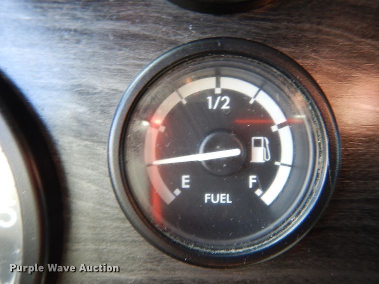 image for item DH5350 2007 Freightliner Columbia  semi truck