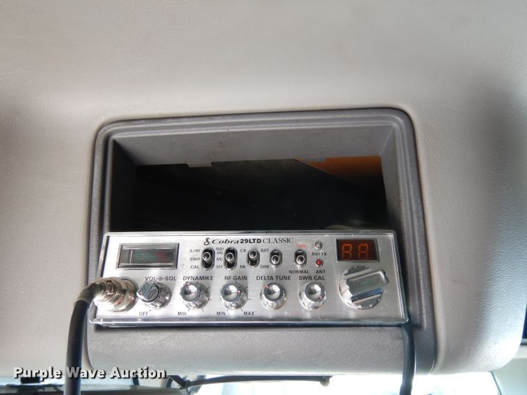 image for item DH5350 2007 Freightliner Columbia  semi truck