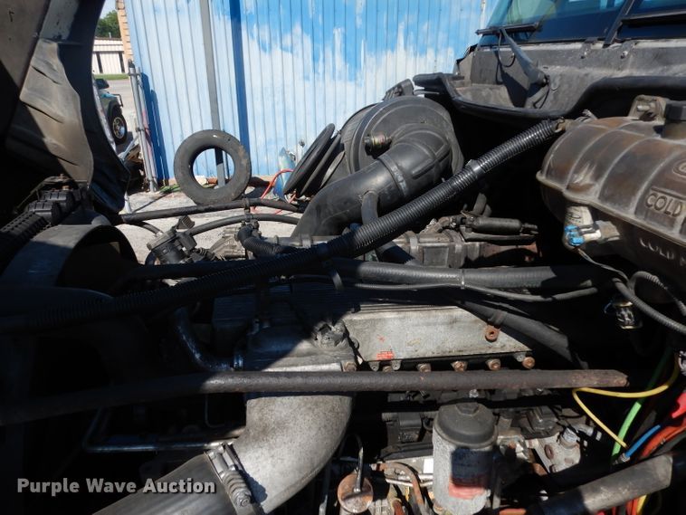 image for item DH5350 2007 Freightliner Columbia  semi truck