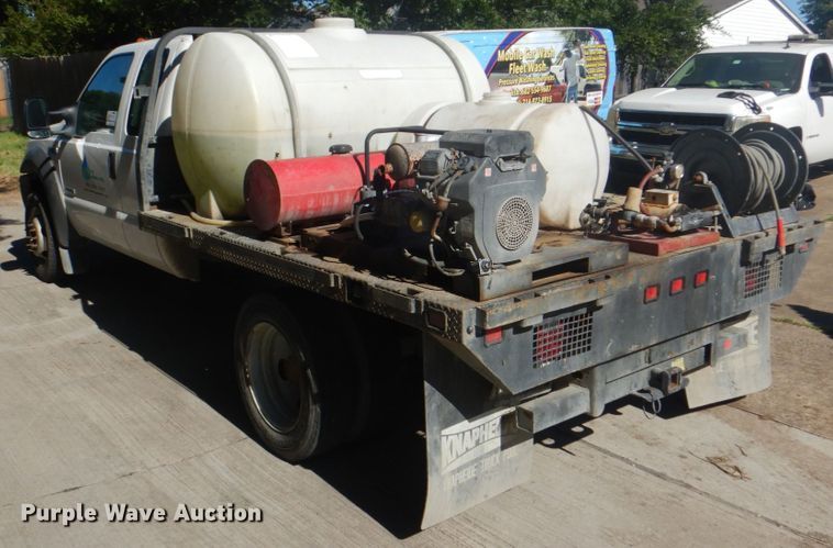 image for item DH5351 2005 Ford F450 Super Duty XL  flatbed truck