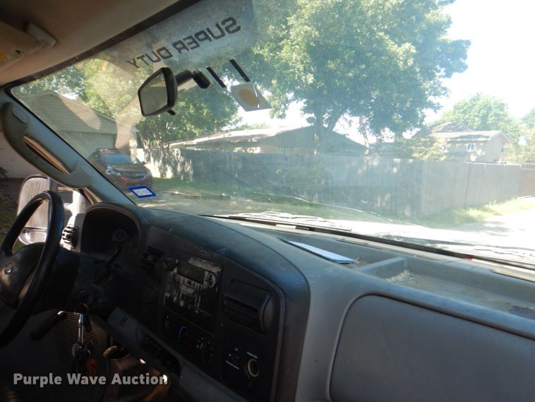 image for item DH5351 2005 Ford F450 Super Duty XL  flatbed truck