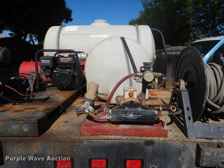 image for item DH5351 2005 Ford F450 Super Duty XL  flatbed truck