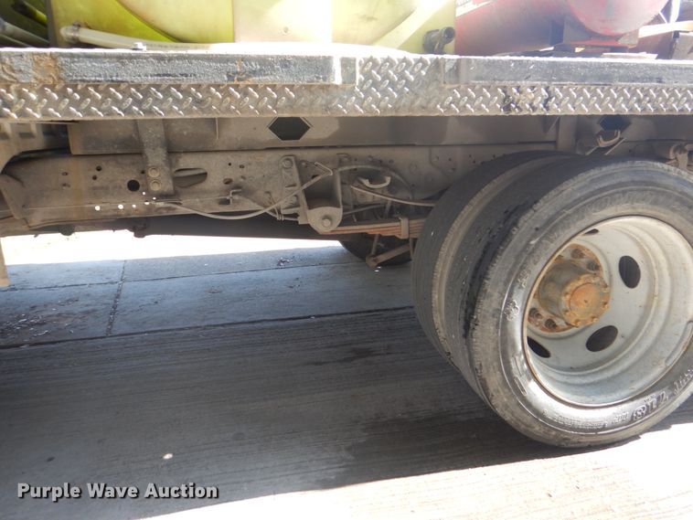 image for item DH5351 2005 Ford F450 Super Duty XL  flatbed truck