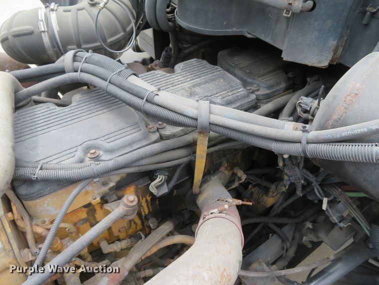 image for item DI2086 2007 Peterbilt 387  semi truck