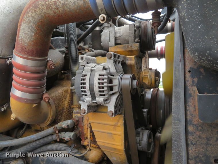 image for item DI2086 2007 Peterbilt 387  semi truck